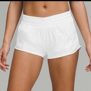 LULULEMON hotty hot white shorts